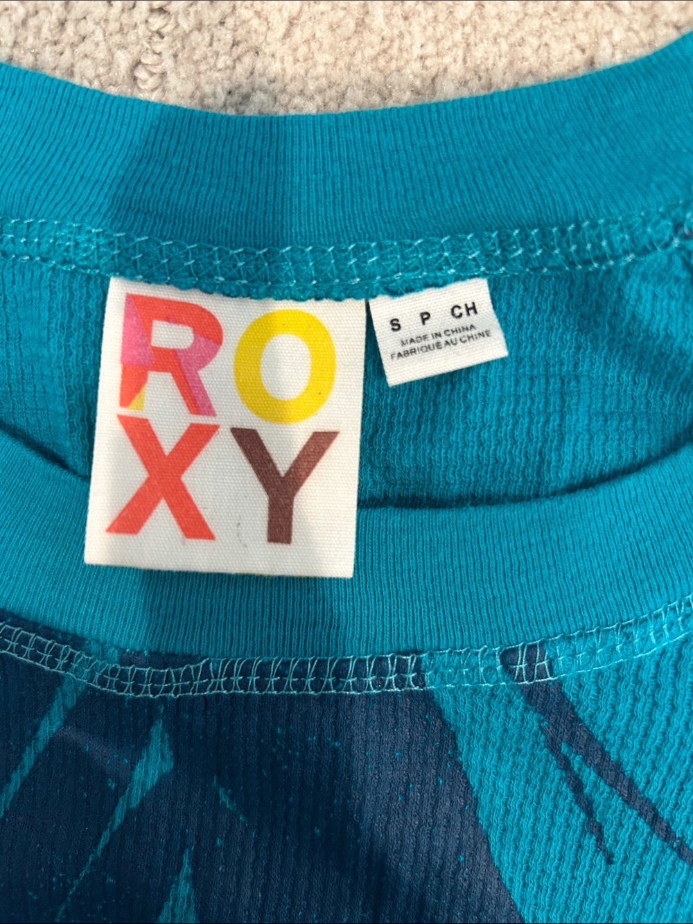 Y2K Roxy Shirt - Picture 4 of 5
